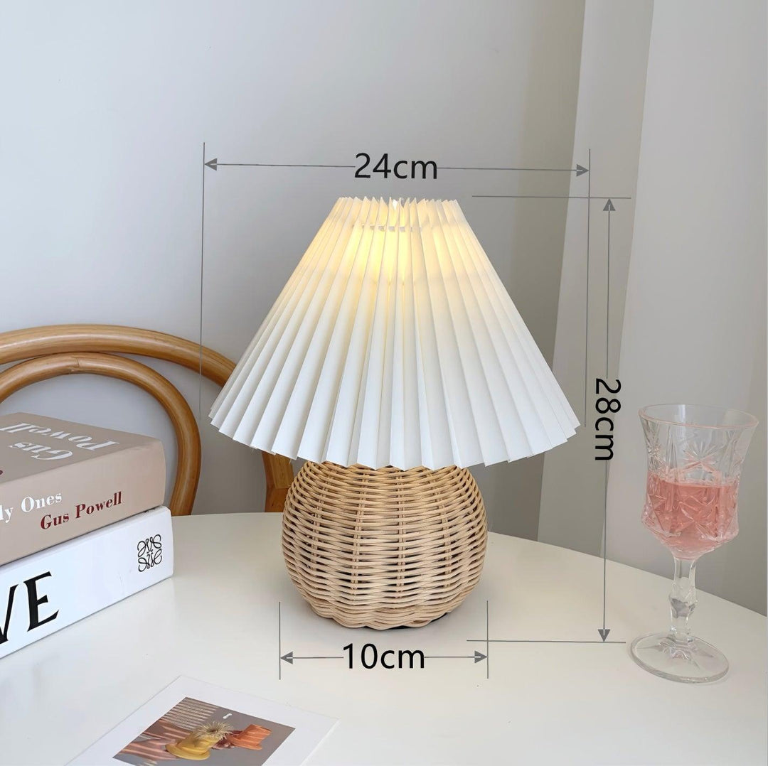 Rattan Pleated Table lamp - Vakkerlight