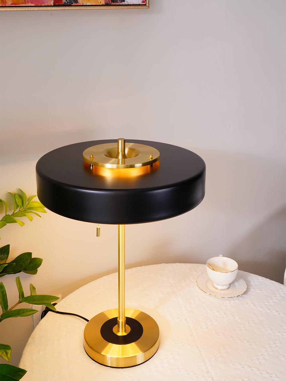 Revolve Table Lamp - Vakkerlight