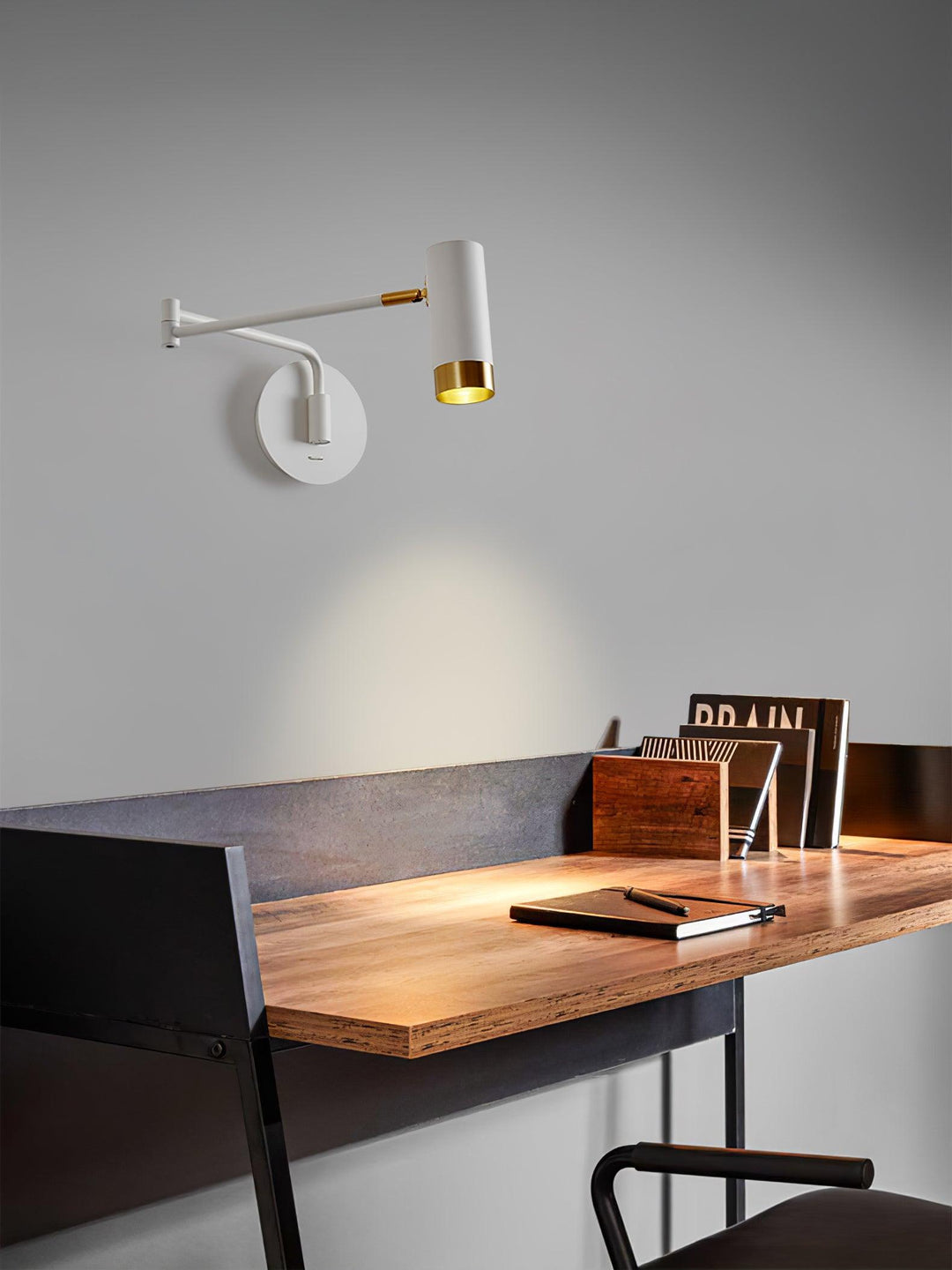 Ridge Arm Wall Lamp - Vakkerlight