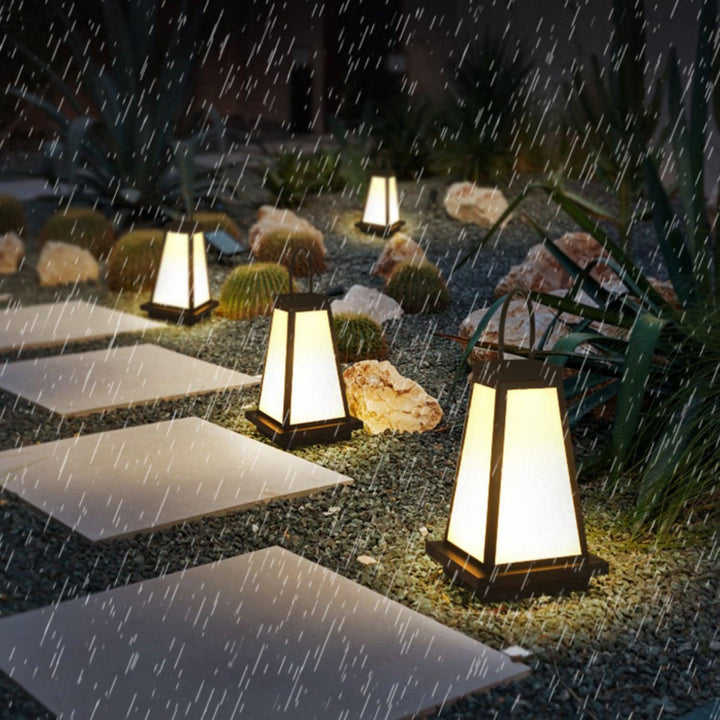 Roam Lantern Garden Lamp - Vakkerlight