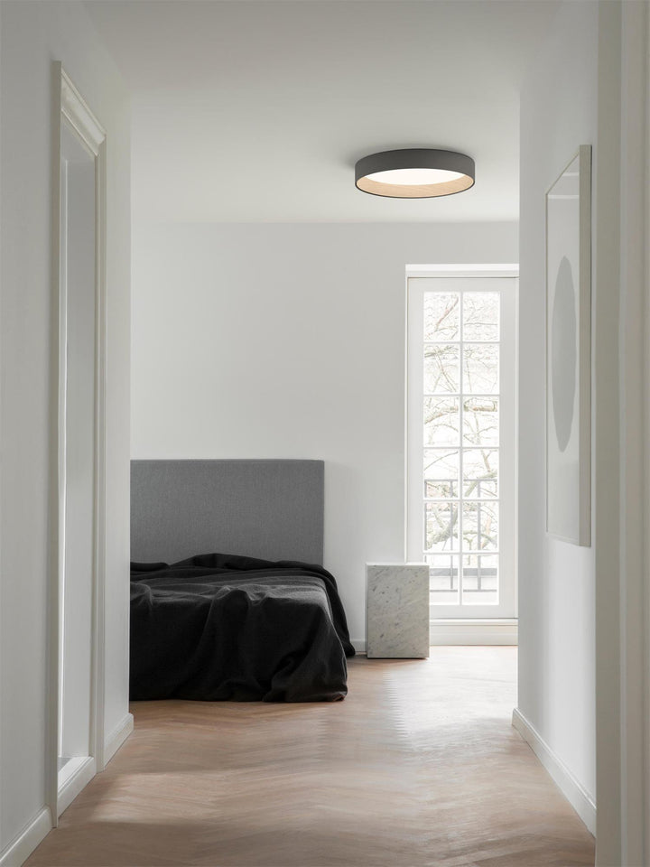 Round Ceiling Lamp - Vakkerlight