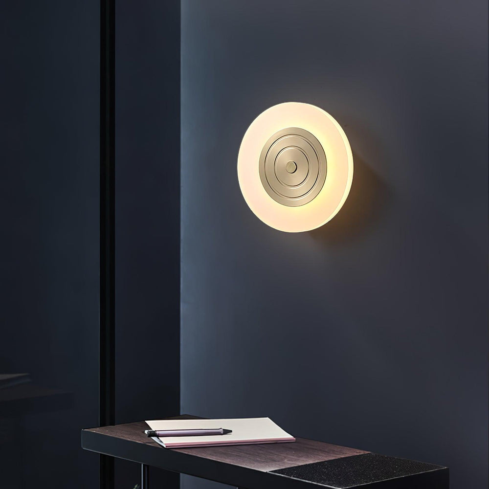 Round Moon Wall Lamp - Vakkerlight