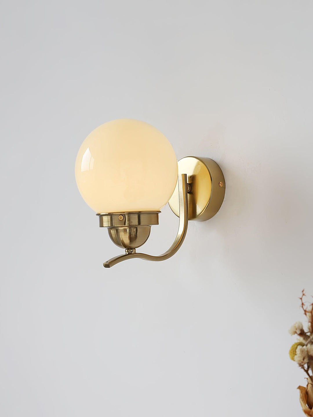 Ryttenberg Wall Lamp - Vakkerlight