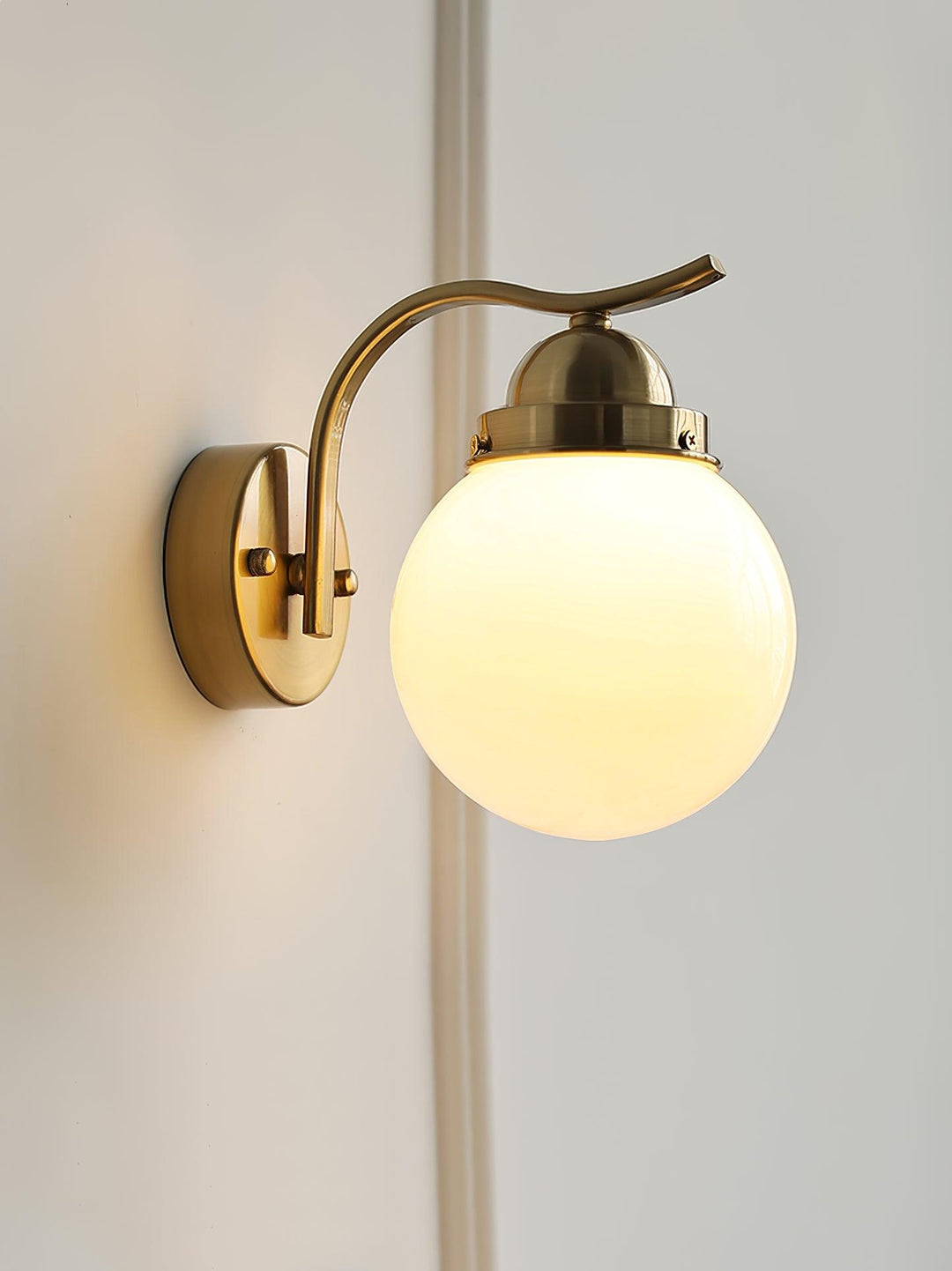 Ryttenberg Wall Lamp - Vakkerlight