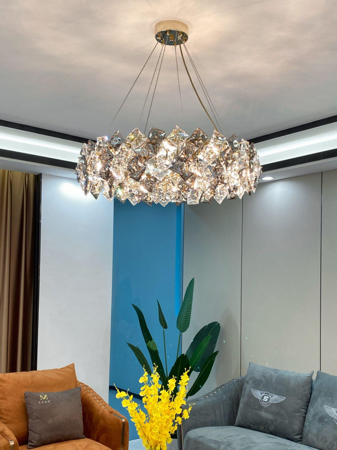 Scale Crystal Round Chandelier - Vakkerlight