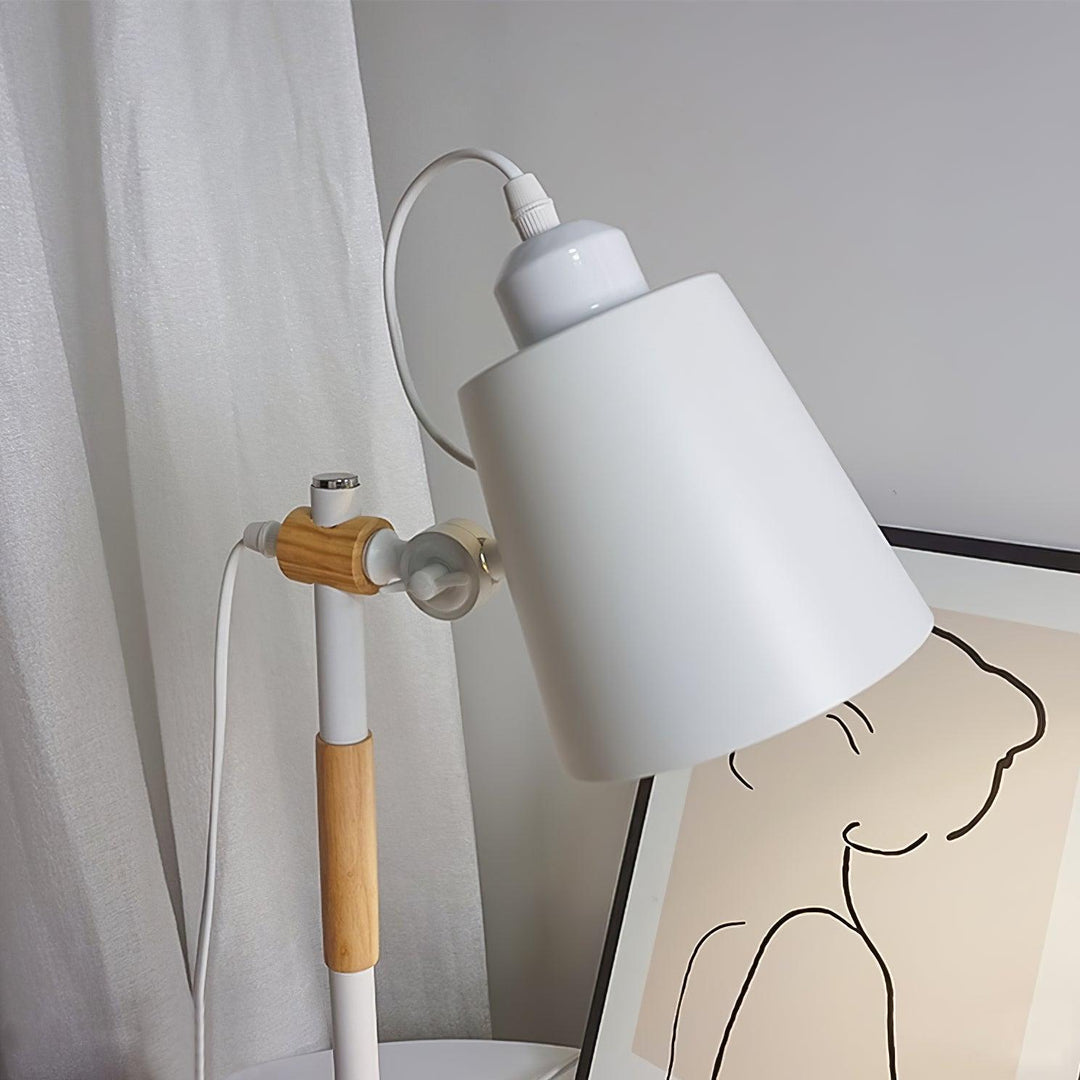 Scantling Desk Lamp - Vakkerlight