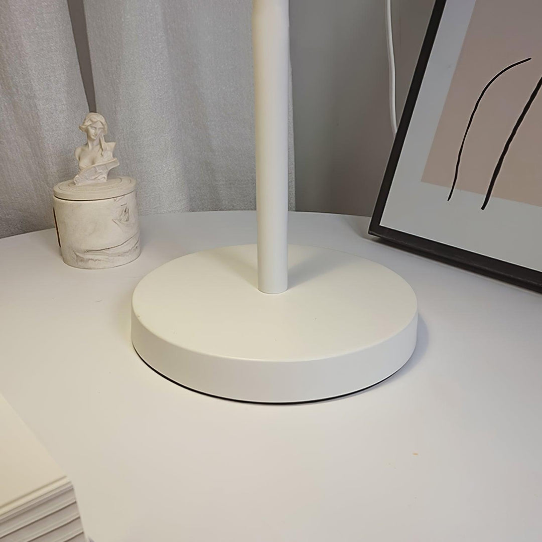 Scantling Desk Lamp - Vakkerlight