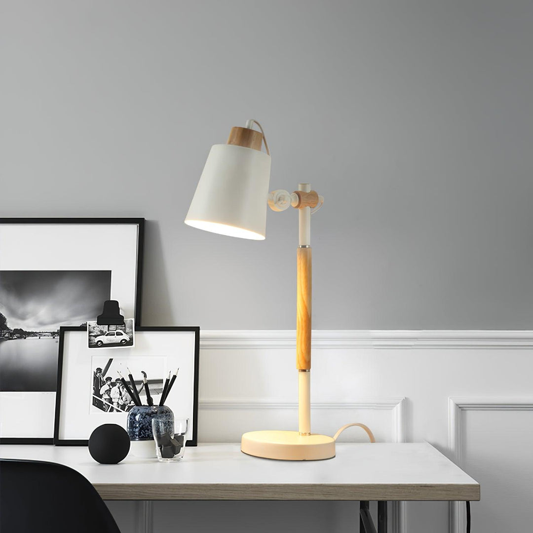 Scantling Desk Lamp - Vakkerlight