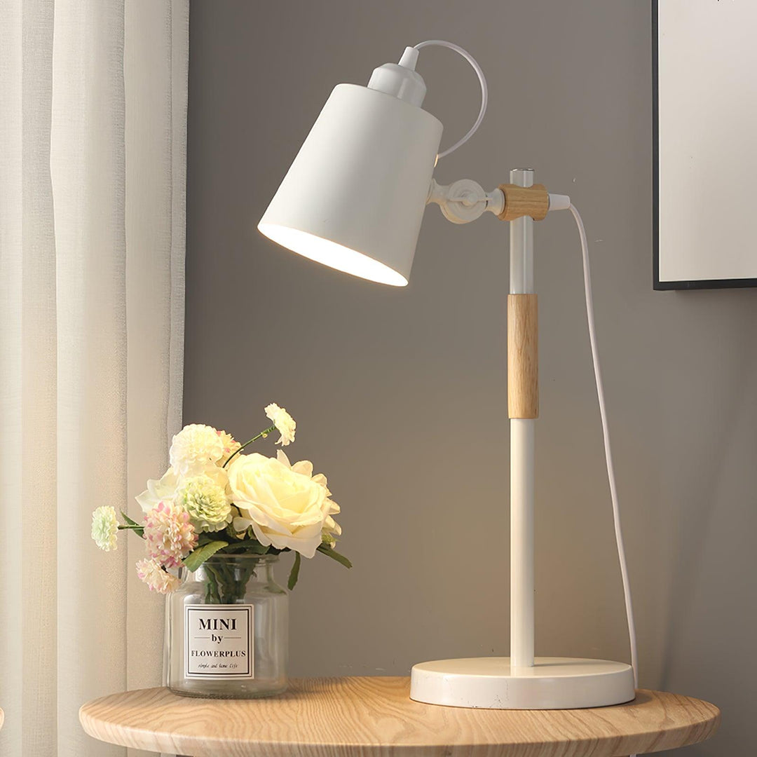 Scantling Desk Lamp - Vakkerlight