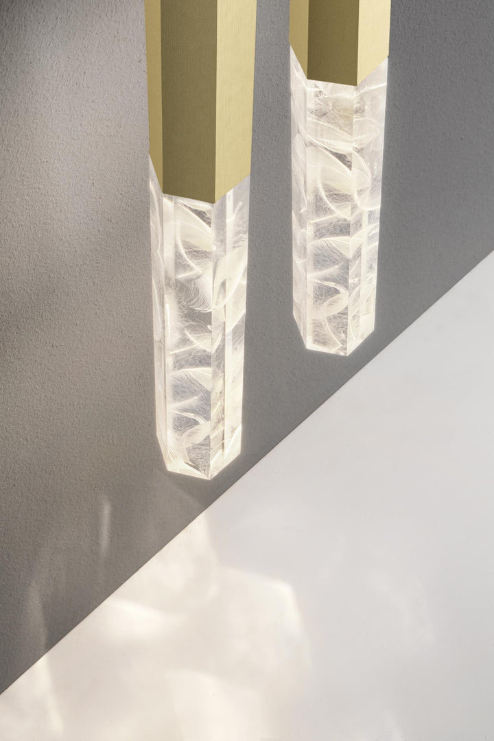 Shine Vertical Plumage Suspension - Vakkerlight