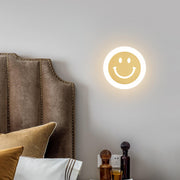 Smiley Wall Lamp - Vakkerlight