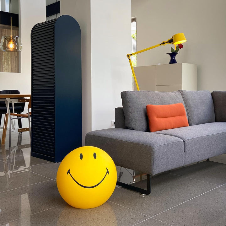 Smiling Table Lamp - Vakkerlight