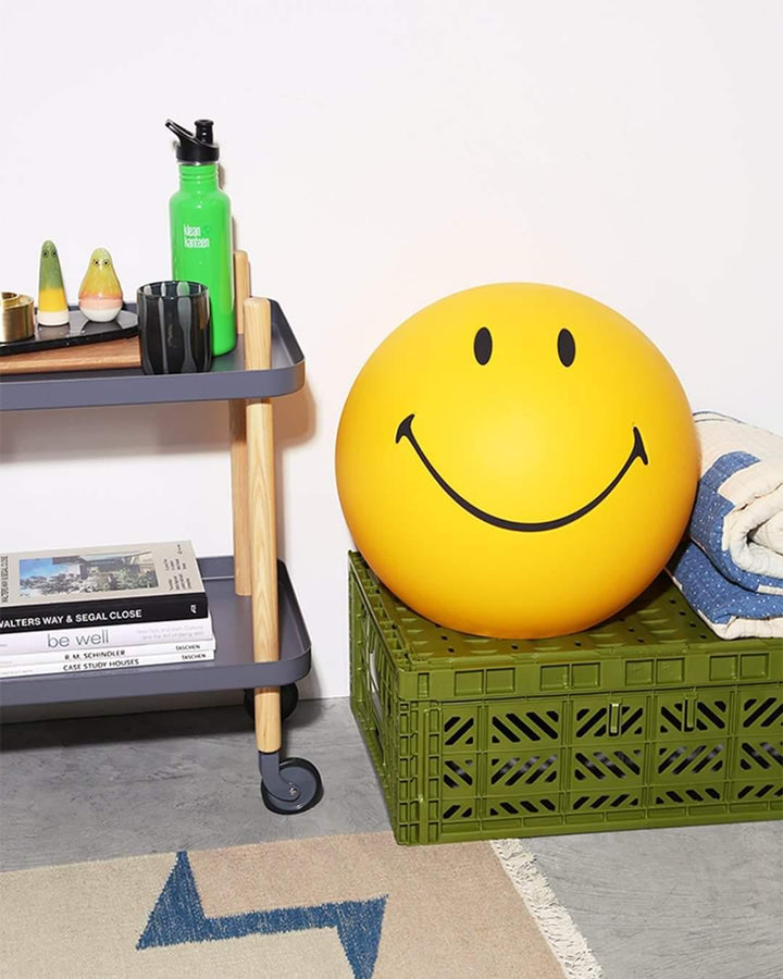 Smiling Table Lamp - Vakkerlight