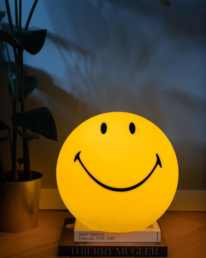 Smiling Rechargeable Built - in Battery Table Lamp - Vakkerlight