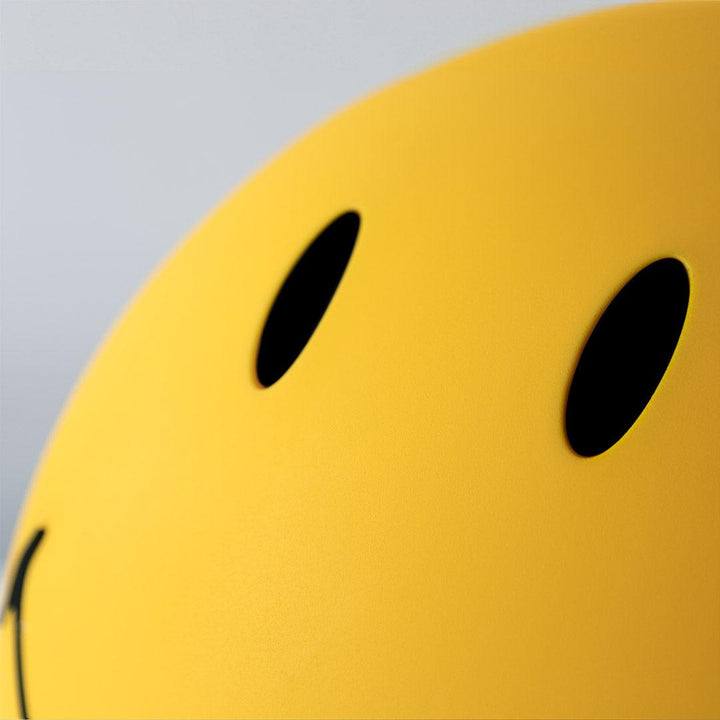 Smiling Table Lamp - Vakkerlight