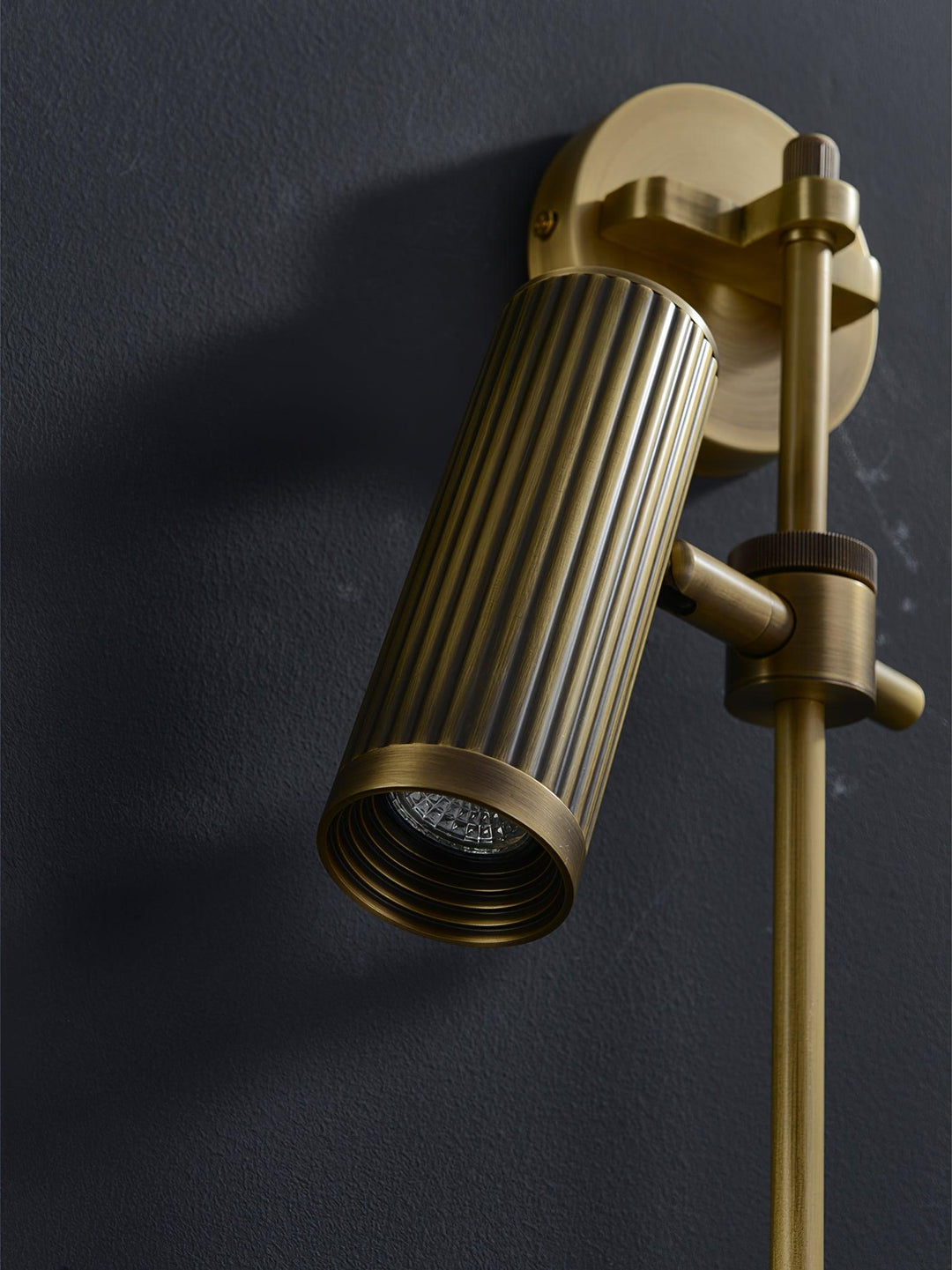 Spot Rail Wall Light - Vakkerlight