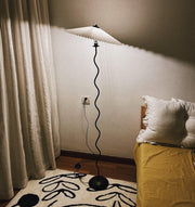 Squiggle Floor Lamp - Vakkerlight