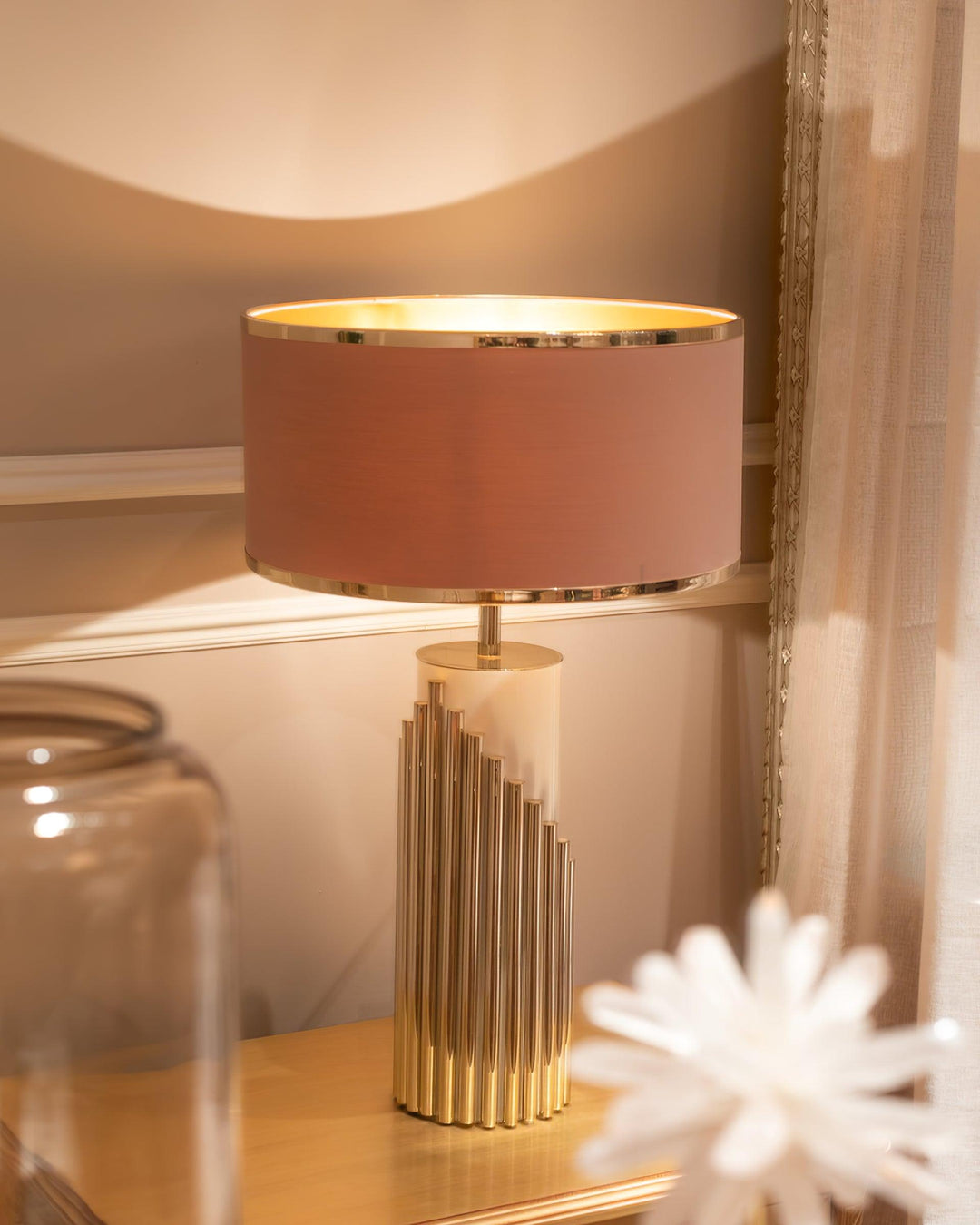 Streamline Table Lamp - Vakkerlight