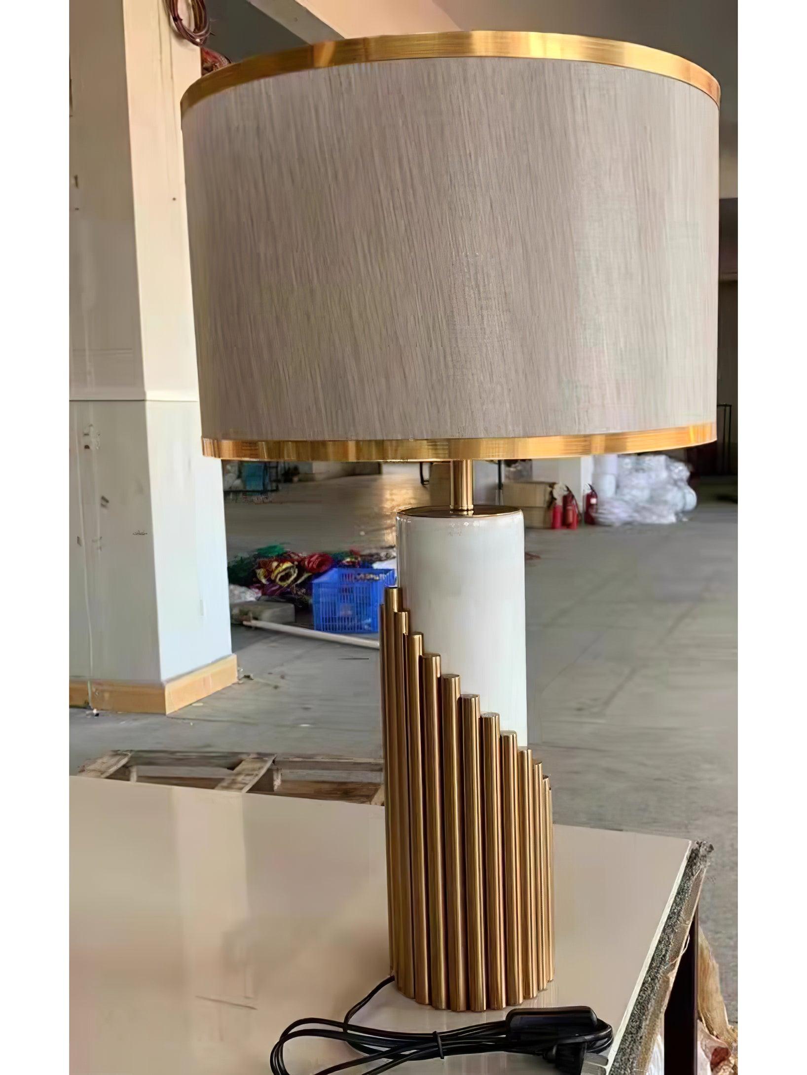 Streamline Table Lamp – Vakkerlight