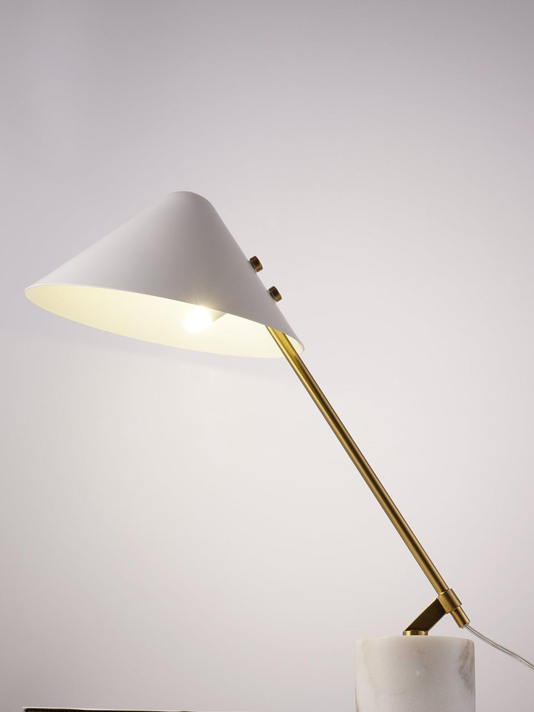 Small Hat Table Lamp - Vakkerlight