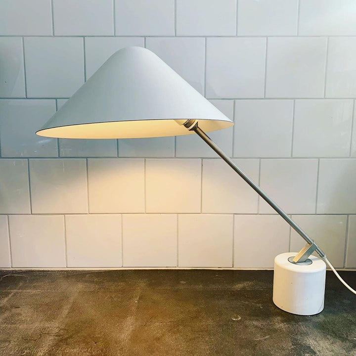 Small Hat Table Lamp - Vakkerlight