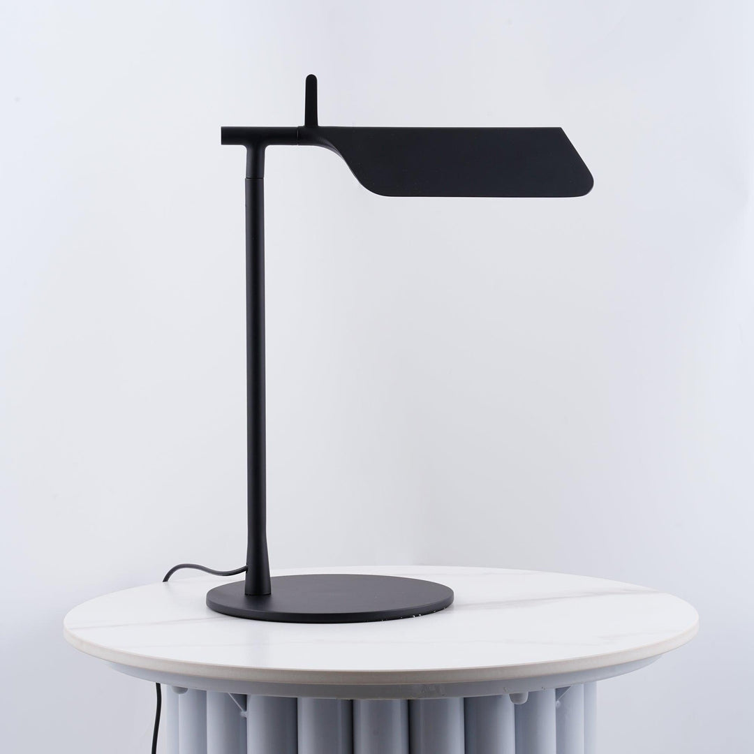 Pivot Ease Table Lamp - Vakkerlight