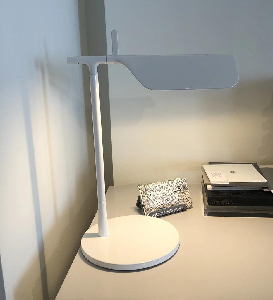 Pivot Ease Table Lamp - Vakkerlight