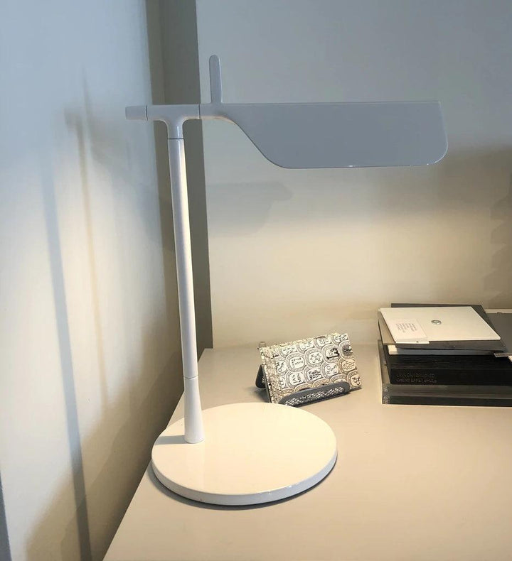 Pivot Ease Table Lamp - Vakkerlight