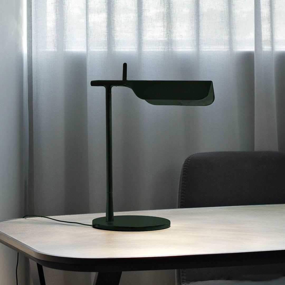 Pivot Ease Table Lamp - Vakkerlight