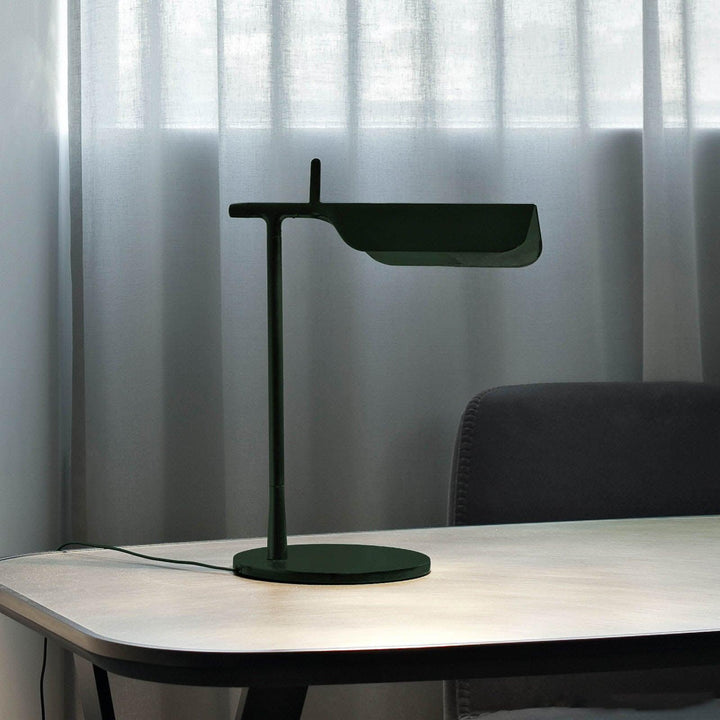 Pivot Ease Table Lamp - Vakkerlight