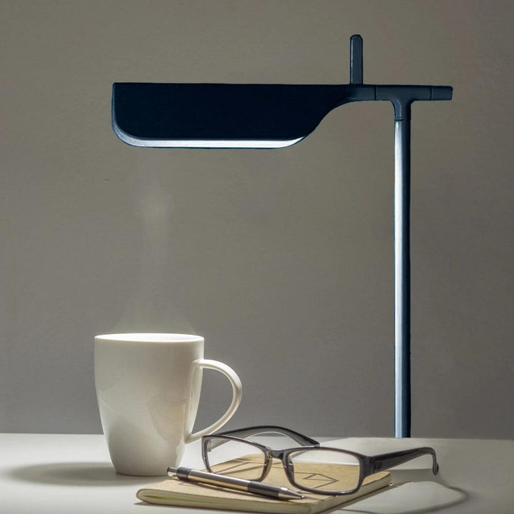 Pivot Ease Table Lamp - Vakkerlight