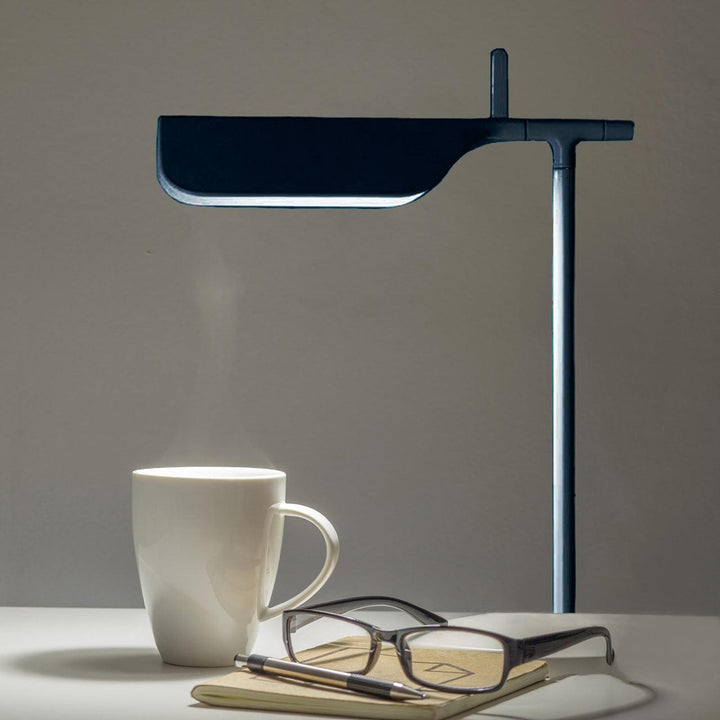 Pivot Ease Table Lamp - Vakkerlight