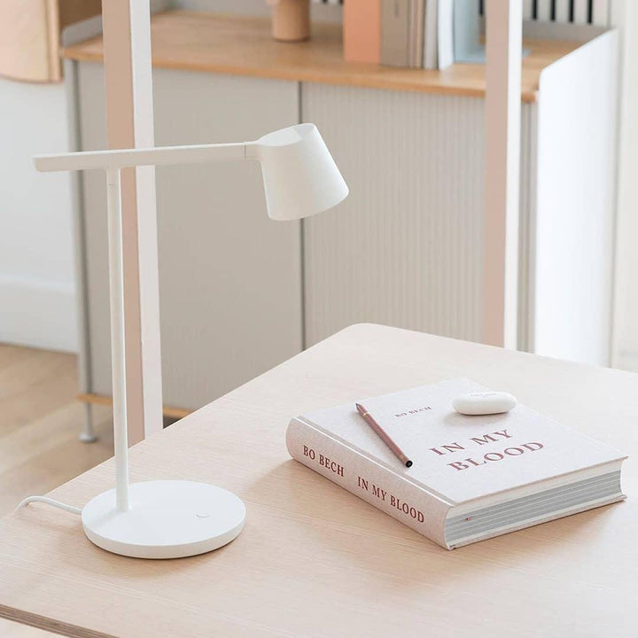 Tip Table Lamp - Vakkerlight