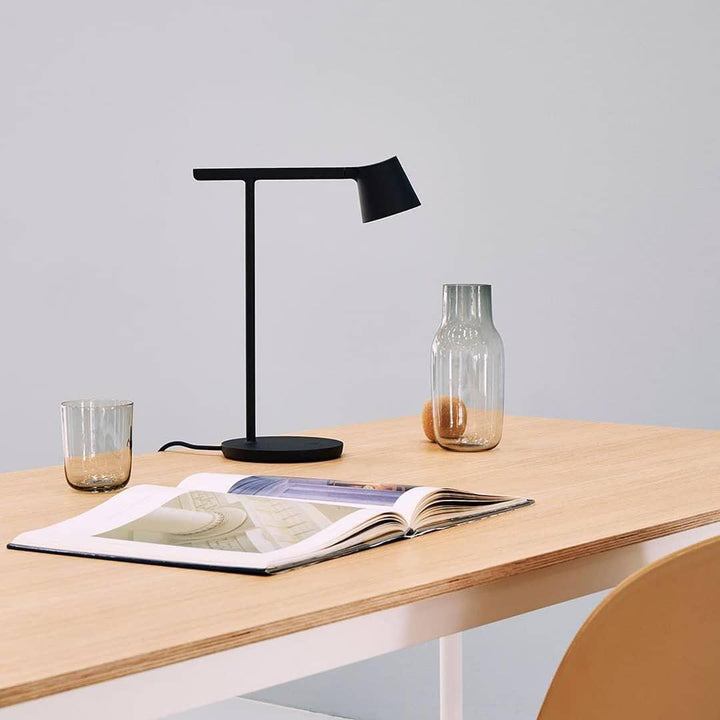 Tip Table Lamp - Vakkerlight