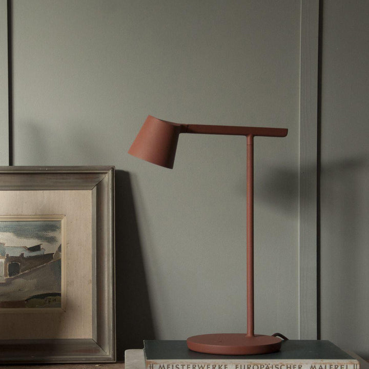 Tip Table Lamp - Vakkerlight