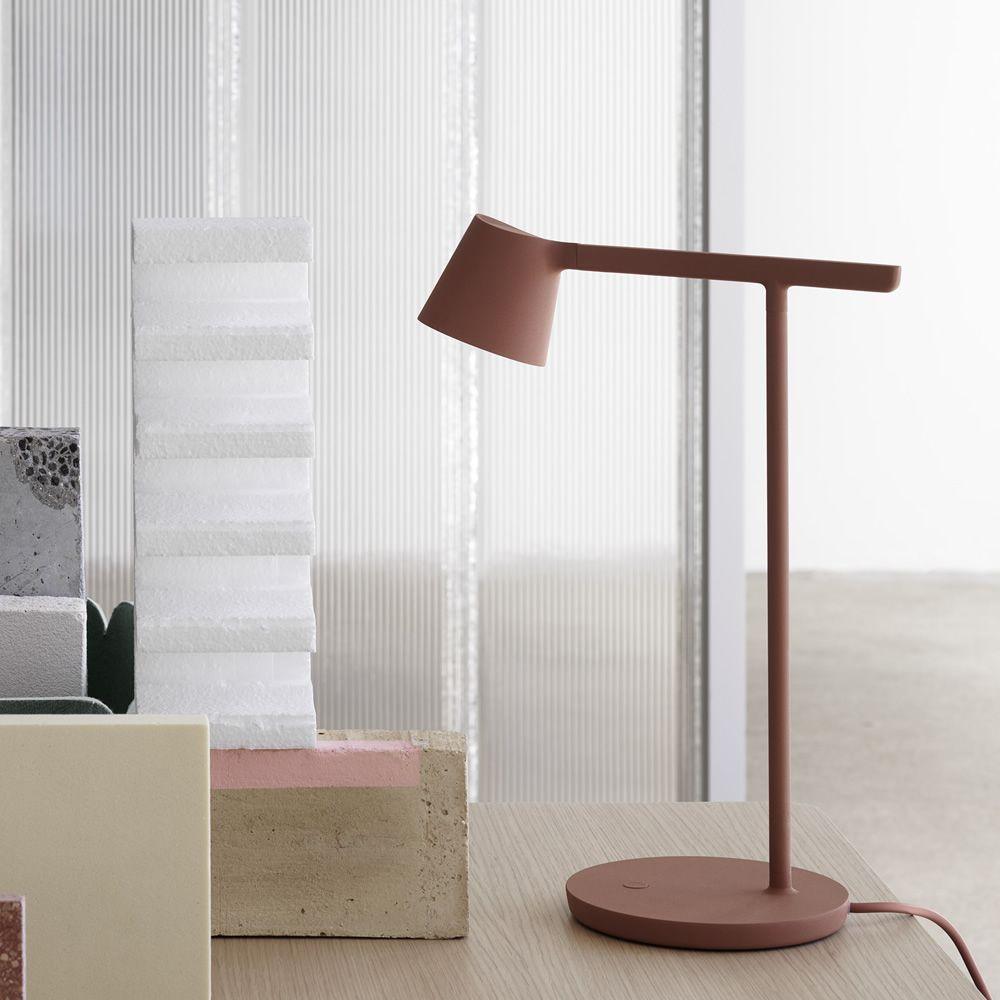 Tip Table Lamp - Vakkerlight