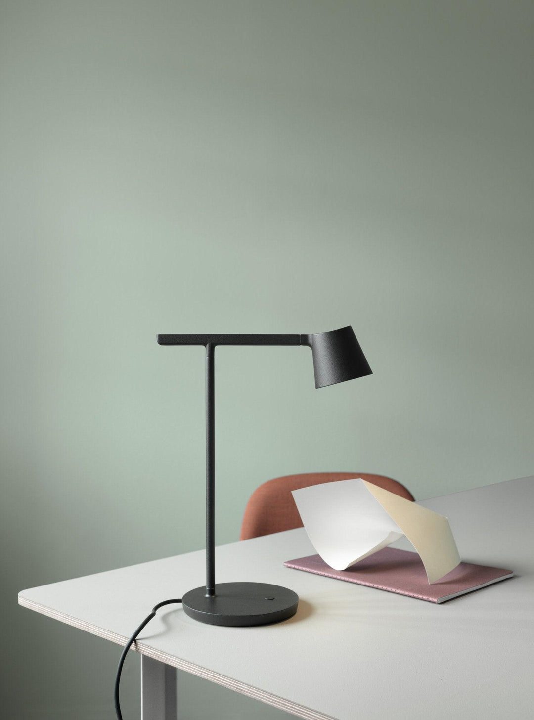 Tip Table Lamp - Vakkerlight