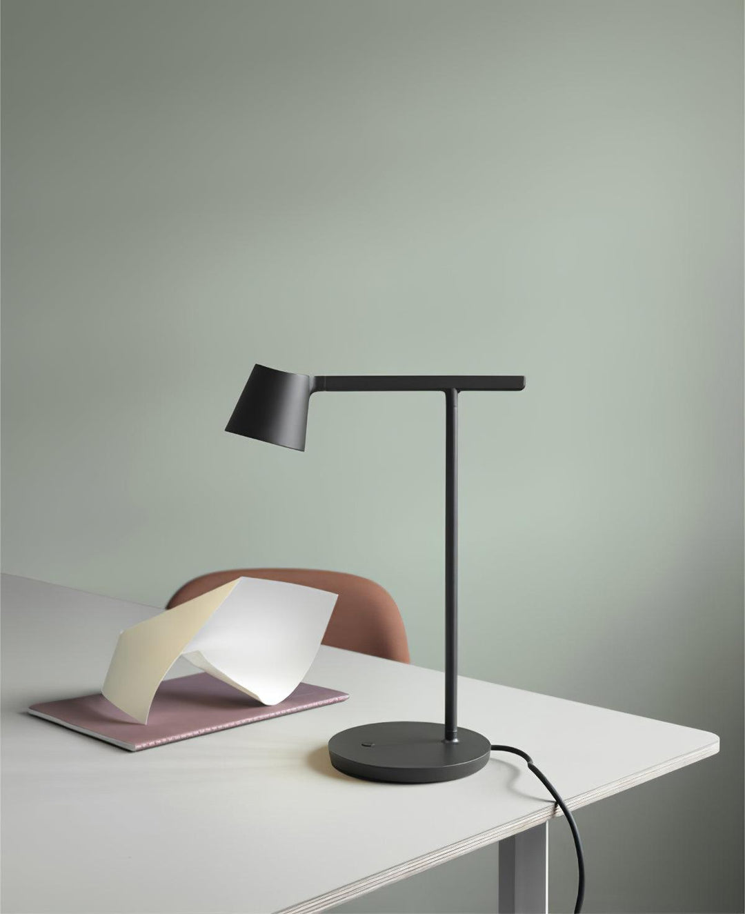 Tip Table Lamp - Vakkerlight