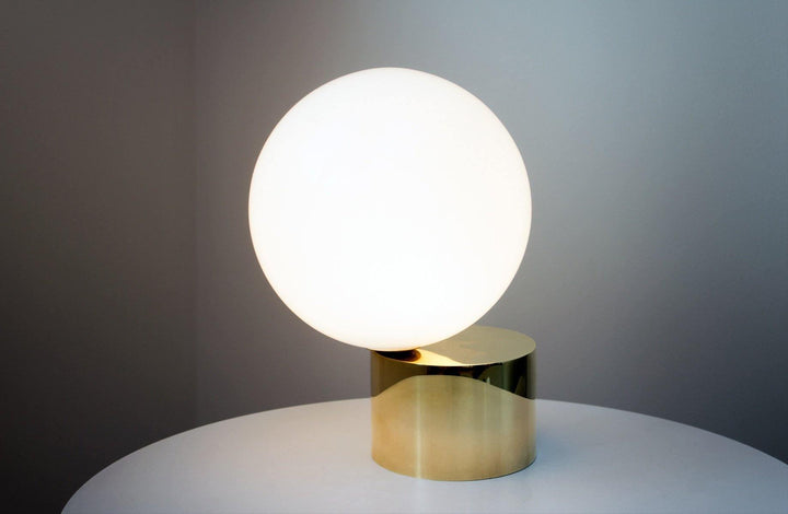 Tip of The Tongue Table Lamp - Vakkerlight