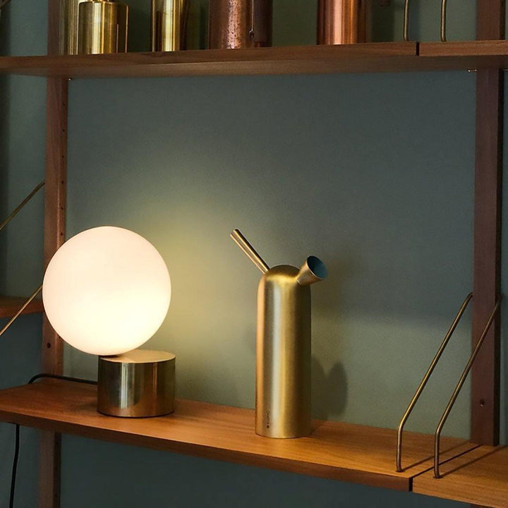 Tip of The Tongue Table Lamp - Vakkerlight