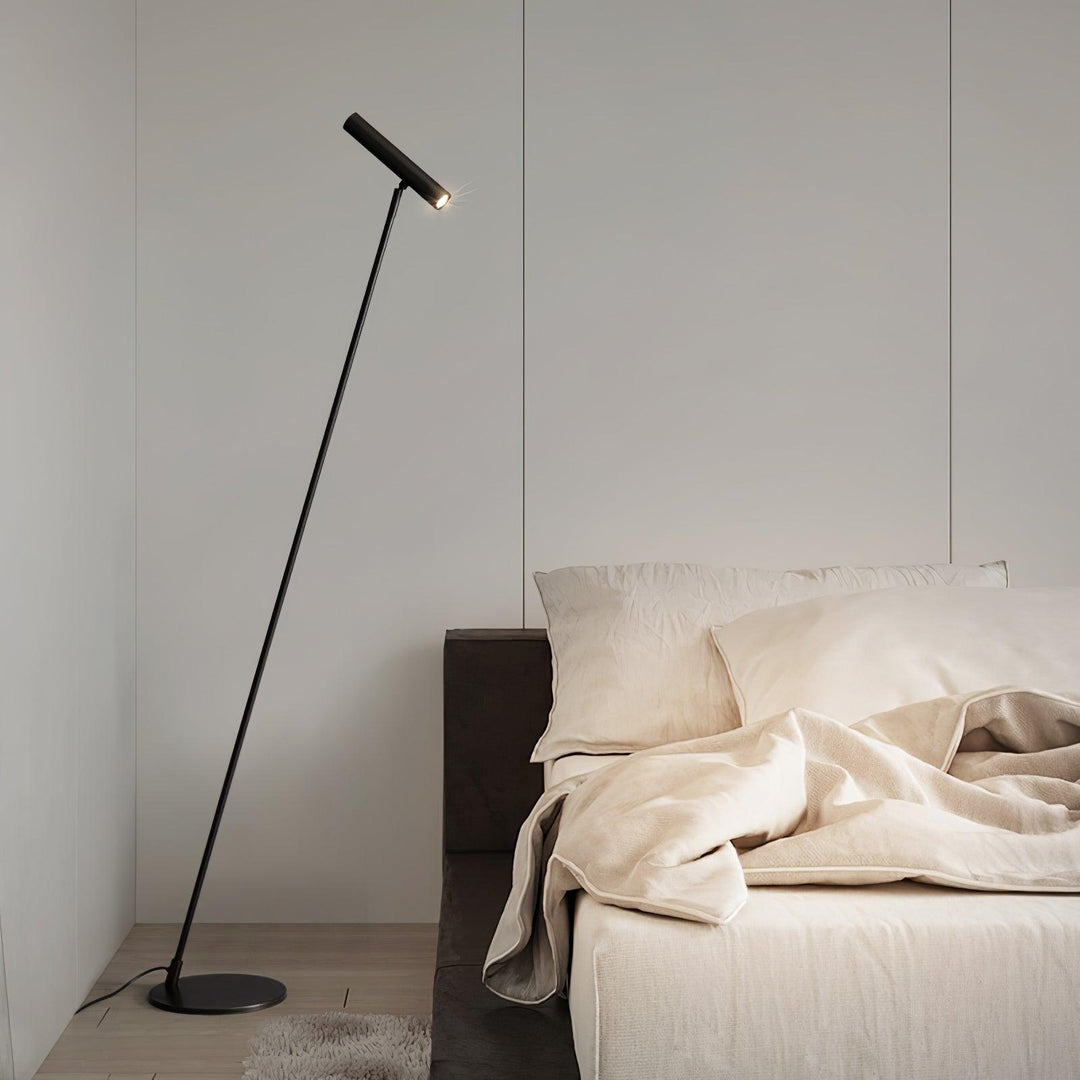 Tom LED Floor Lamp - Vakkerlight