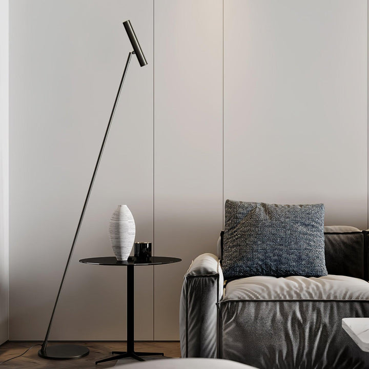 Tom LED Floor Lamp - Vakkerlight