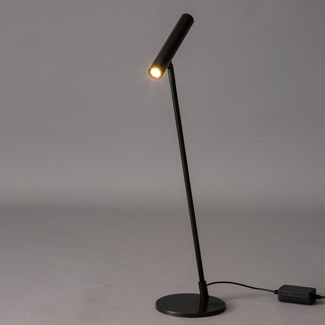 Tom LED Table Lamp - Vakkerlight