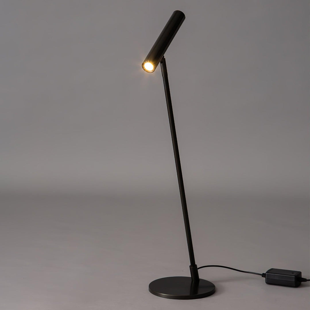 Tom LED Table Lamp - Vakkerlight