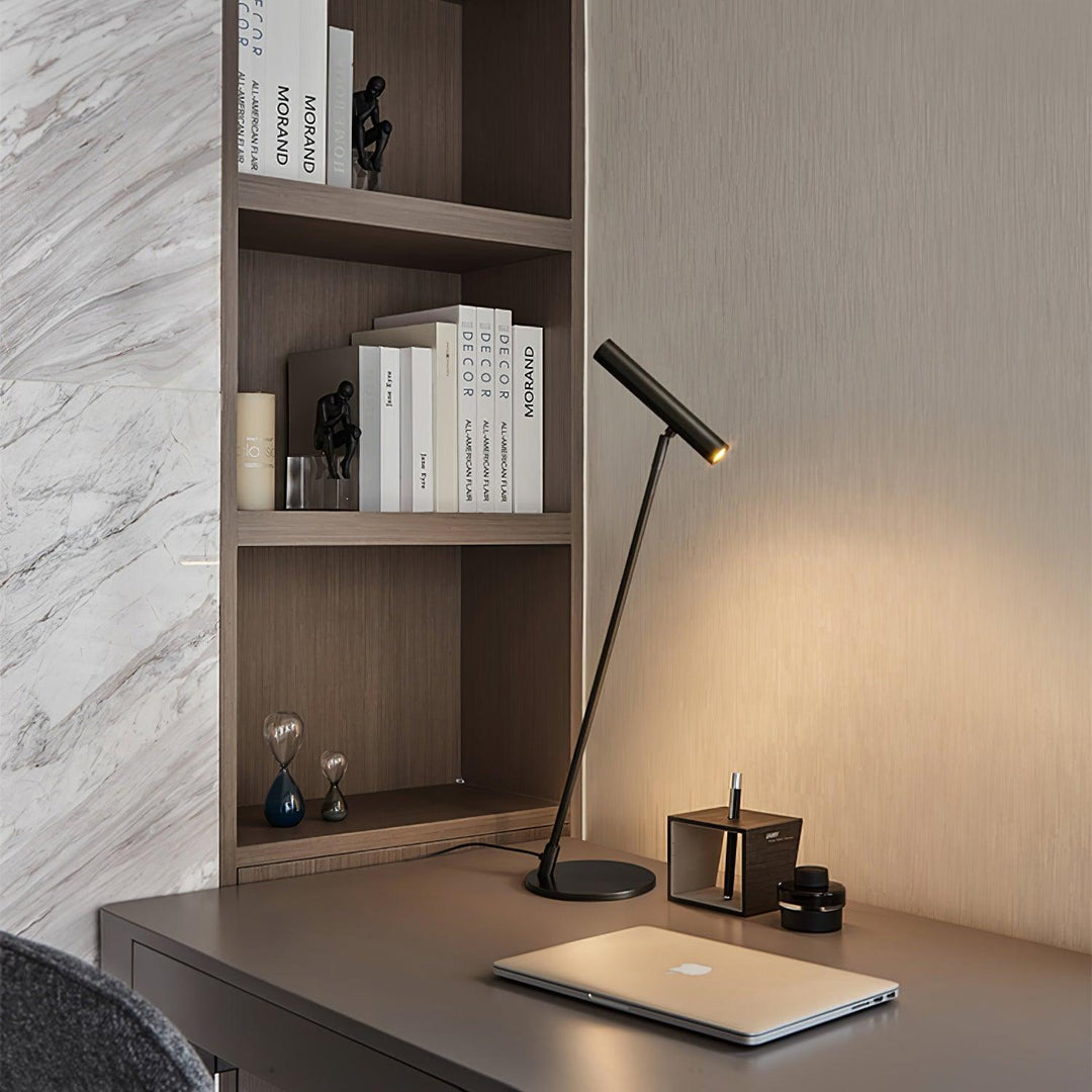 Tom LED Table Lamp - Vakkerlight