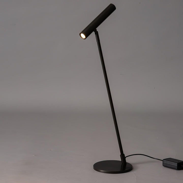 Tom LED Table Lamp - Vakkerlight