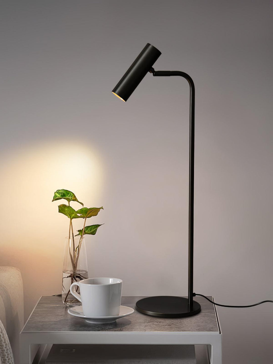 Torris Table Lamp - Vakkerlight