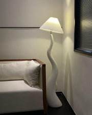 Twisted Pleated Floor Lamp - Vakkerlight