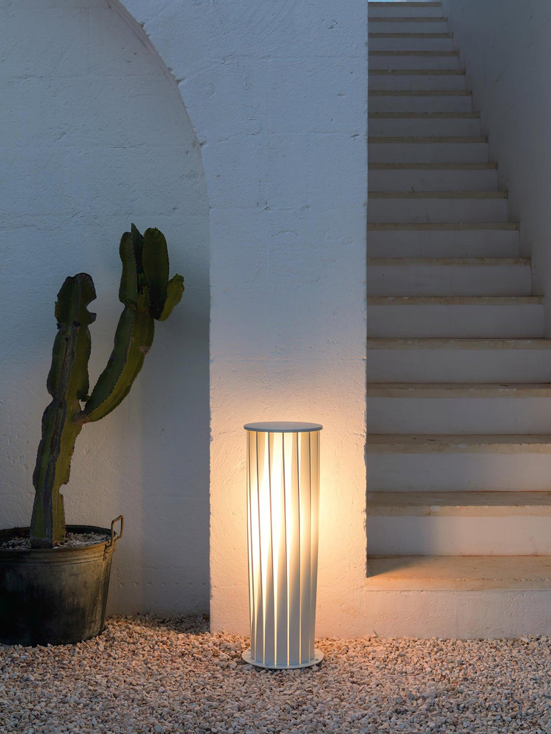 Unopiu LED Outdoor Light - Vakkerlight