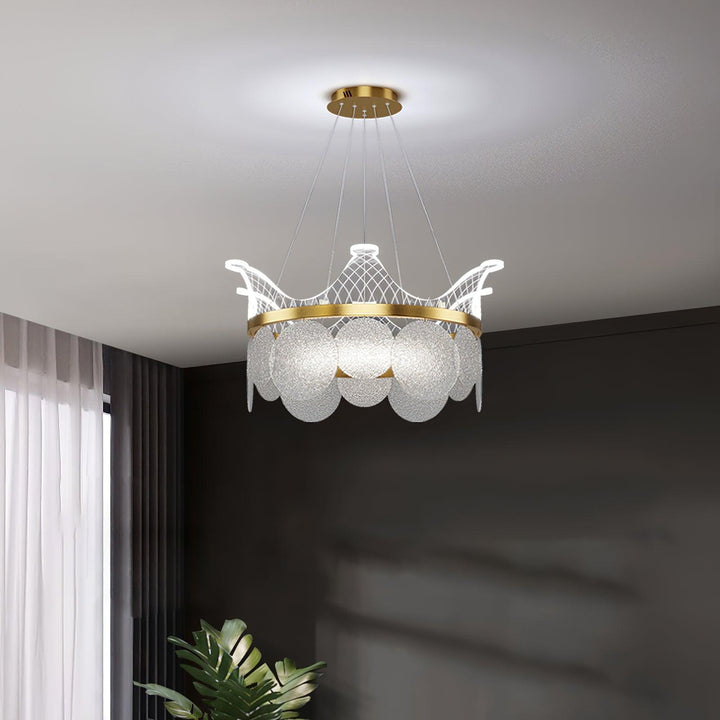 Vassar Crown Chandelier - Vakkerlight